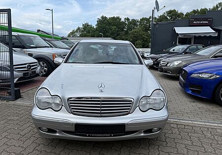 Mercedes-Benz C 240 Lim. Automatik Rentner Fahrzeug 2.Hand