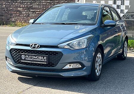 Hyundai i20 Trend KLIMA SZH PDC LKH TMT MULTI