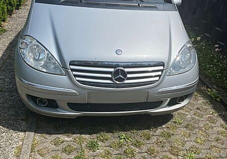 Mercedes-Benz A 150 ELEGANCE Elegance