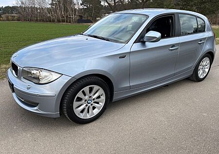 BMW 120i Edition Lifestyle Edition Lifestyle