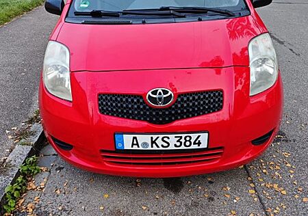 Toyota Yaris 1,0-l-VVT-i -