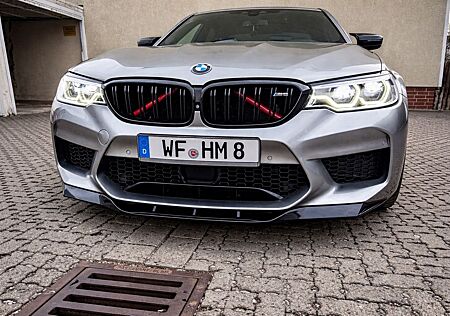BMW M5 xDrive A
