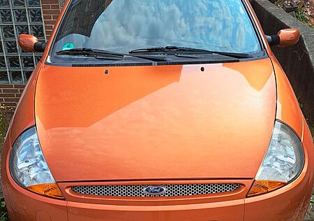 Ford Ka + 1.3 (69 PS) Colour Line, fahrbereit