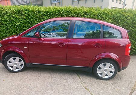 Audi A2 1.4 - PDC, Klima, Navi, TOP Zustand