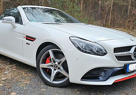 Mercedes-Benz SL 300 SLC 300 - RED ART Edition - AMG Line - fast Voll
