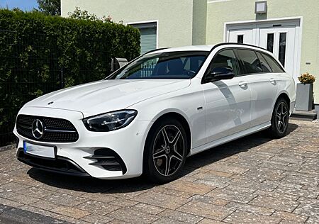 Mercedes-Benz E 300 de AMG/NIGHTPAKET/Kamera/GarantieMB100