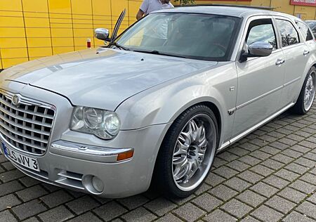 Chrysler 300C Touring 3.0 CRD Autom. -