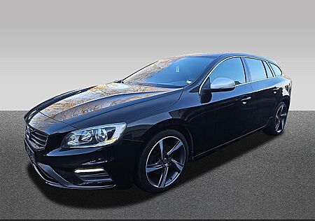 Volvo V60 D4 R-Design Momentum (RH)