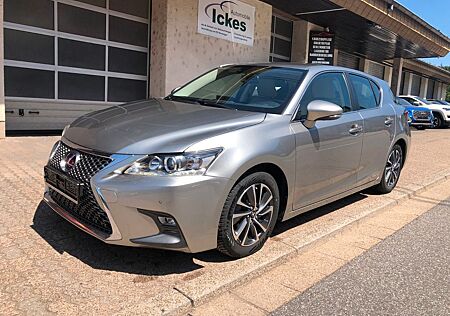 Lexus CT 200h E-CVT Black LineLHD/Navi/Leder/Kamera