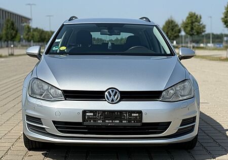 VW Golf Volkswagen VII Variant Trendline BMT + Navi , Tüv NEU