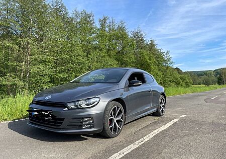 VW Scirocco Volkswagen 2.0 TSI 162kW DSG/Pano/Navi/8xAlu/GTS