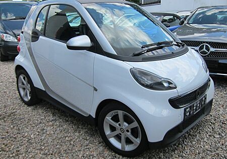 Smart ForTwo .Autom.SERVO.Klima.Navi.Leder.Scheckheft