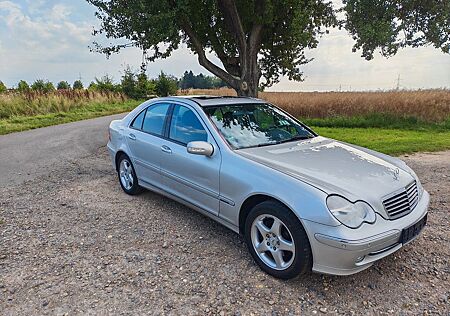 Mercedes-Benz C 180 KOMPRESSOR AVANTGARDE