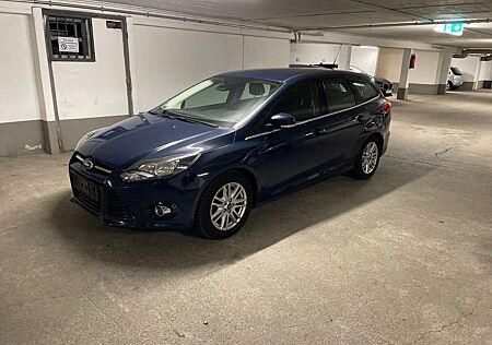 Ford Focus Turnier Titanium