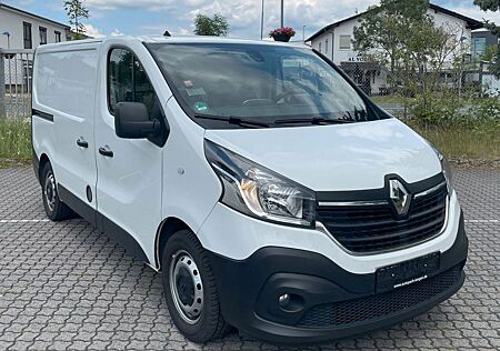 Renault Trafic L1H1 2.0 WÜRTH Regale Klima PDC Garantie