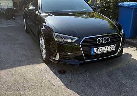 Audi A3 Limousine 35 TFSI S tronic S-Line