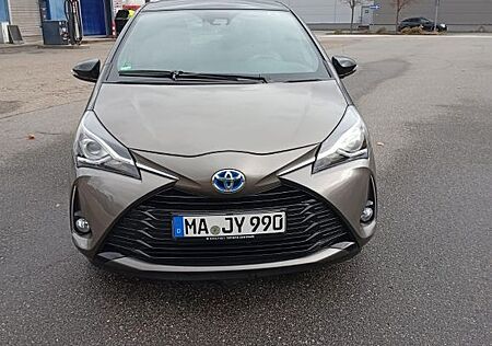 Toyota Yaris gebraucht kaufen Toyota Yaris XP M 13 Hybrid Benzin