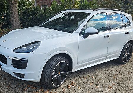 Porsche Cayenne S Diesel Platinum Edition