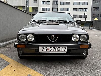 Alfa Romeo Alfetta GTV6