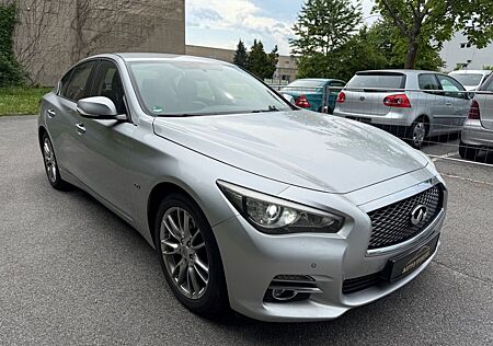 Infiniti Q50 Premium