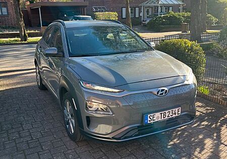 Hyundai Kona Elektro ELEKTRO 100kW -