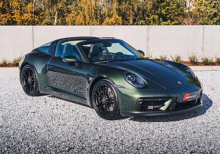 Porsche 992 Targa 4 GTS / PTS Oak Green / BOSE