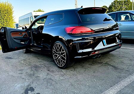 VW Scirocco Volkswagen 2.0 TSI/ R line /selbstlenkende Systeme