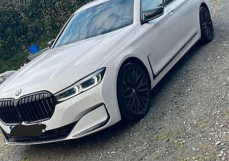 BMW 730 /Garantie/HUD/Laser/Massage/Pilot