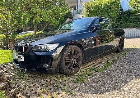 BMW 320i Cabrio - M- Paket - letzter Preis ohne vhb