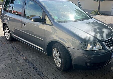 VW Touran Volkswagen 1.9 TDI 77kW Conceptline Conceptline