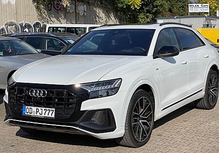 Audi Q8 50 TDI quattro S.line Matrix Pano