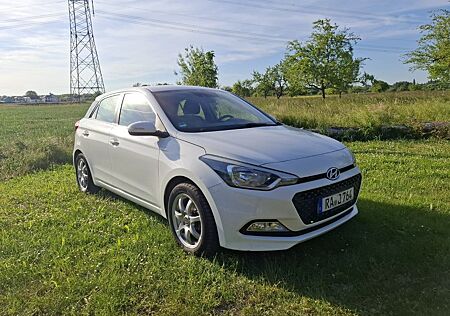 Hyundai i20 1.2 YES!