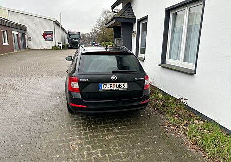 Skoda Octavia 1.6 TDI sehr gepflegt Auto