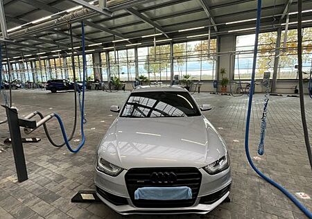 Audi A4 2.0 TDI 140kW cl d S tr. quat S line Av. ...