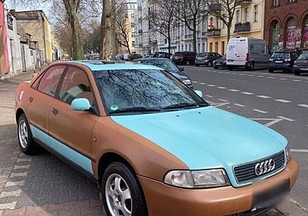 Audi A4 1.8 -