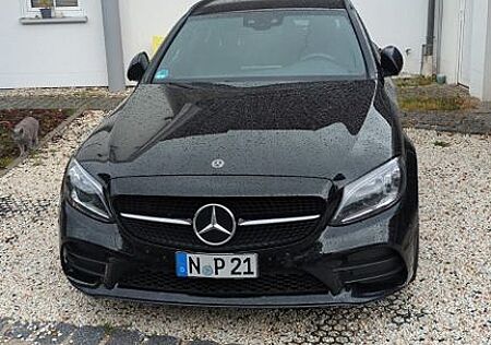 Mercedes-Benz C 300 e T AMG Line Night Edition AHK