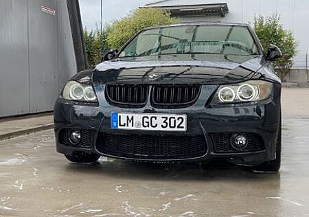 BMW 318i -