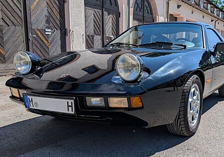 Porsche 928 ·  1. Serie · Schalter · Pascha-Design