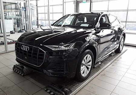 Audi Q8 55 TFSI e quattro 280(381) kW(PS) tiptronic