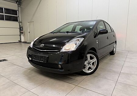 Toyota Prius Sol / NAVI / LEDER / SHZ / LM-FELGEN