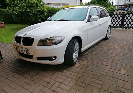 BMW 318i Touring Motor neu