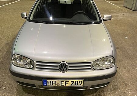 VW Golf Volkswagen 1.6 / 2. Hand / TÜV 06.2025