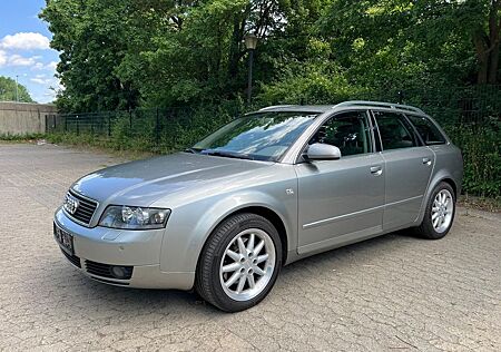 Audi A4 2.4 multitronic Avant Xenon/Schiebedach