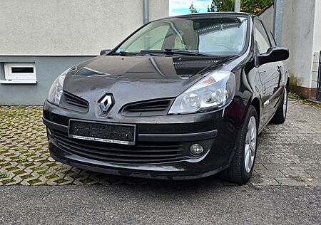 Renault Clio by RIP CURL 1.2 16V TCE by RIP CURL