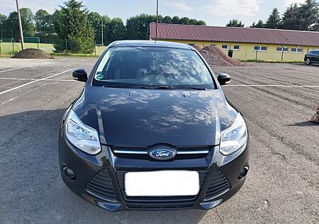 Ford Focus 1,6 EcoBoost 110kW Titanium Titanium