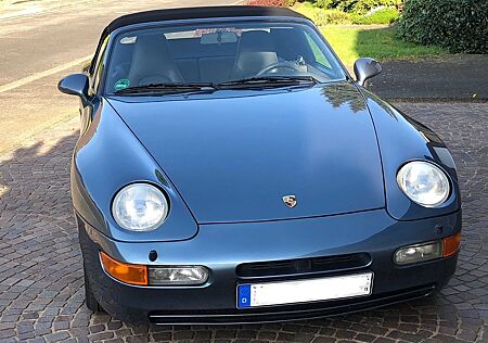 Porsche 968 Cabrio, Rarität in Venezia Blau