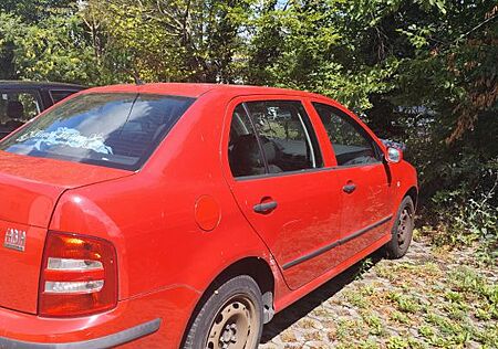 Skoda Fabia 1.4 16V Extra Sedan Extra
