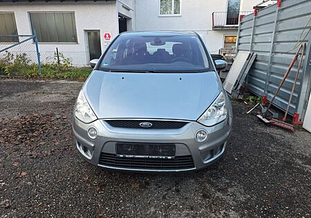 Ford Galaxy 2,0 Ghia *7Sitze*Klima