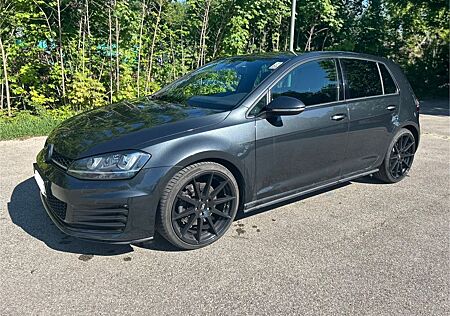 VW Golf Volkswagen 2.0 TDI DSG BMT GTD GTD