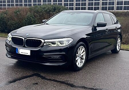BMW 540d xDrive Touring Sport Line 4xSHZ+LÜFTUNG CAM